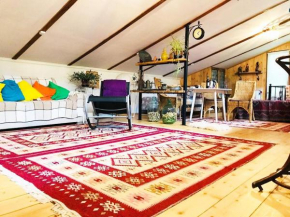 Гостиница Tania's Home  Тбилиси